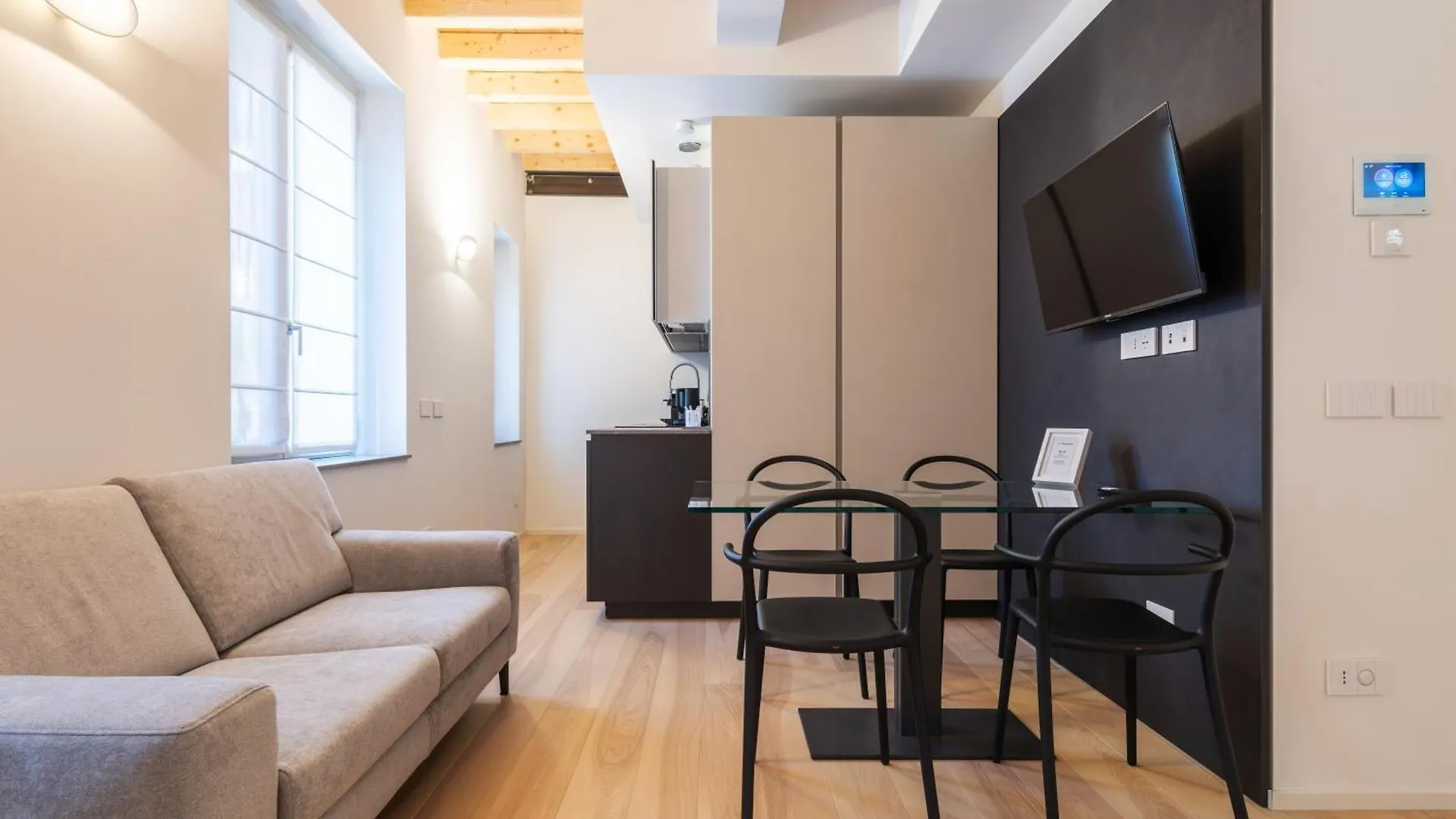 Apartman Easyhomes - Bandello Milánó